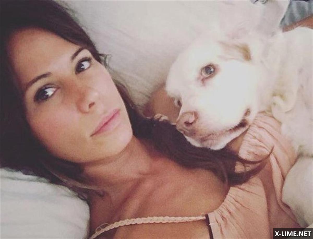 .Rona Mitra Icloud 2017