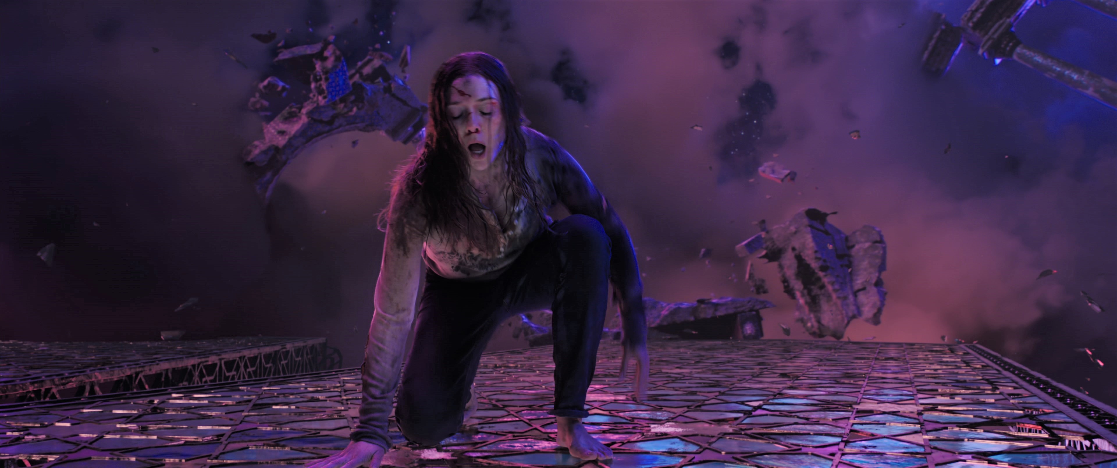 Elizabeth Olsen Feet